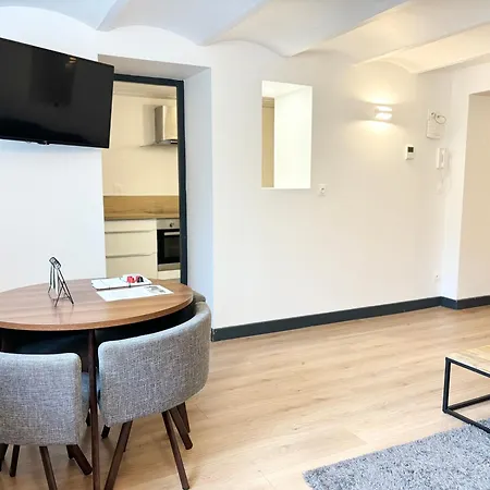 Confortable Pour 4 Voyageurs